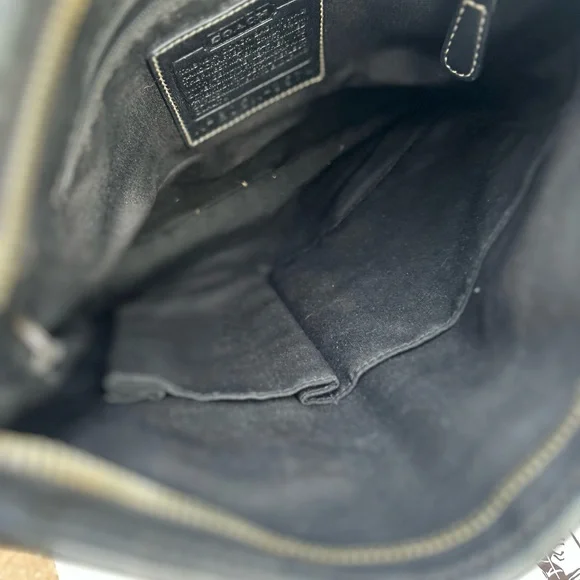 Coach Classic Signature Hobo Monogram Purse Handbag In great condition💕 9x10 - Picture 6 of 9